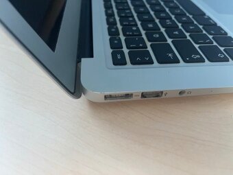Macbook Air 2015 A1466 13” - 5
