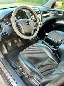 Kia Sportage 2.0 CRDi 4x4 - 5