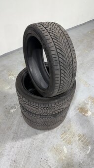 Pneumatiky celoročné 225/45R19 - 5