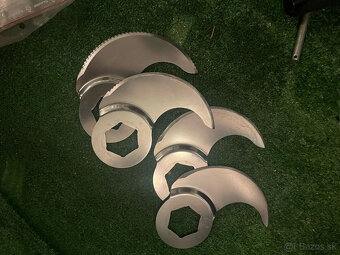 11,5-litrový robotický kuchynský robot ROBOT COUPE R10 VV - 5