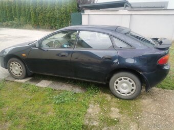 Mazda 323f - 5