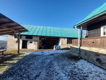 Rodinný dom s rozľahlým pozemkom na predaj – Detvianska Huta - 5