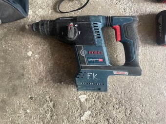 BOSCH AKU 18V NÁRADIE - 5