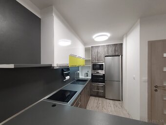 Prenajom moderneho 2-izboveho bytu s terasou a parkovacim mi - 5