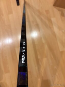 Zlomená BAUER TWITCH - 5