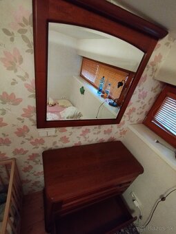 Stará komoda – úložný priestor - 5