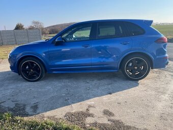 Porsche Cayenne - 5