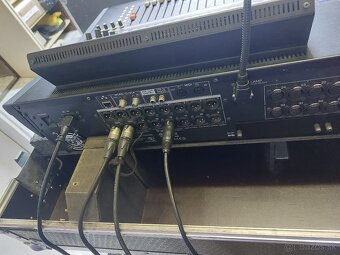 Yamaha LS9/32 - 5