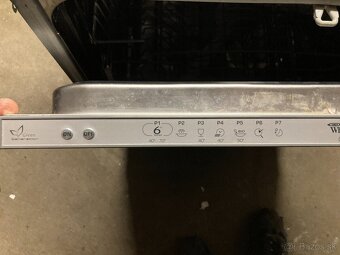 Vstavaná plne integrovaná 60cm umývačka Whirlpool ADG6949 - 5