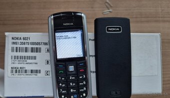 Nokia 6021 - skoro novy, komplet v krabici - 5