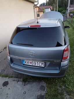 Predám Opel Astra h 1.9 cdti - 5