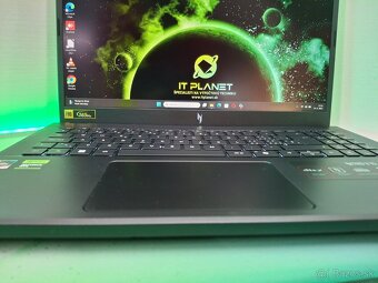 Acer® Nitro 16 / Ryzen 7 / RTX 4060 / 32GB / 1TB / 165Hz - 5
