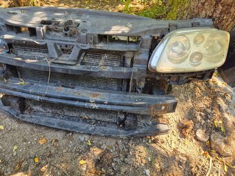 Predám predný nárazník, čelo pre Volkswagen Touran mk1 - 5