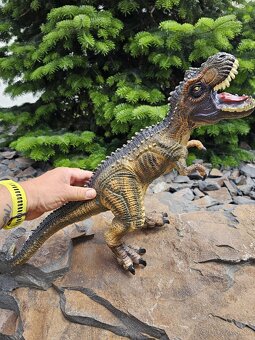 Predam novu hračku dinosaurus - 5
