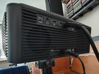 Predám Projektor DESS 4K 1080P Prenosný projektor s LED jaso - 5