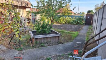 Na predaj - stavebný pozemok v Nových Zámkoch - 5