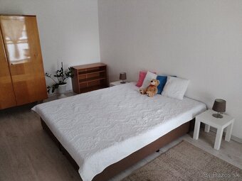 Veľký 3 izb.byt ,ul. Murániho , Nitra - Diely - 5