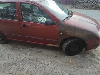 ŠKODA FABIA I 1.2 HTP 40 KW AWY ROZPREDAM NA NAHRADNE DIELI - 5