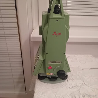 Bezhranolová totálna stanica Leica TCR803 POWER - 5