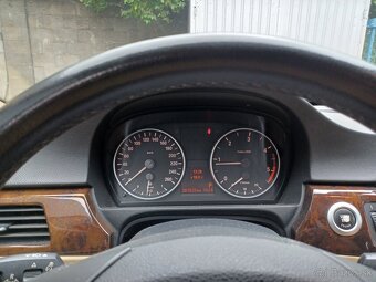Predam BMW 320D e91 - 5
