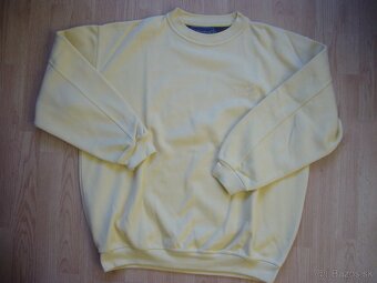 sveter McForsum Hyundai - 5