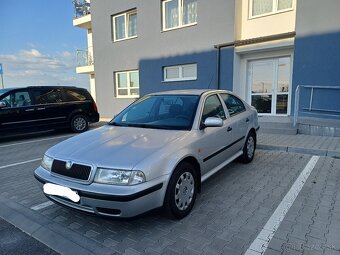 Skoda octavia 1.6 74kw benzin - 5