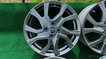 4x100 R16 --- TOYOTA YARIS - 5