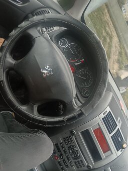 Peugot 407 - 5
