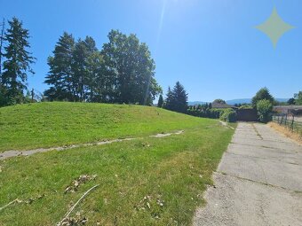 PRIEVIDZA – Staré sídlisko / DOBRÁ POLOHA / Pozemok 1350 m2, - 5