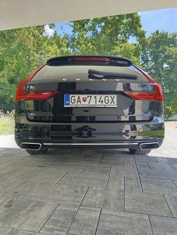 VOLVO V90 INSCRIPTION, 04/2020, 124000km + prezutie + servis - 5