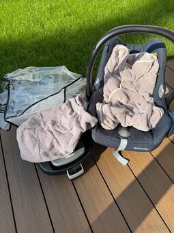 Maxi cosi Cabriofix+ izofix Familyfix + prislusenstvo - 5