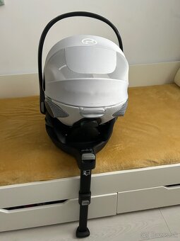 Autosedacka vajicko Cybex cloud T i-size plus so zakladnou T - 5