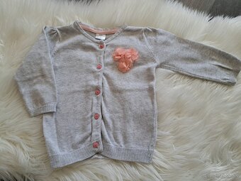 Svetríky 9-12m - 5