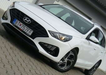 Hyundai i30 CW Combi 1.6 CRDI 9/2021 - 5
