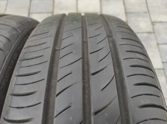 Letné pneu 185/60R15 Kumho 4ks - 5