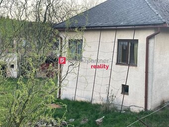 Veľká usadlosť resp. 22 ár. pozemok aj pre 3-4 rodinné domy  - 5
