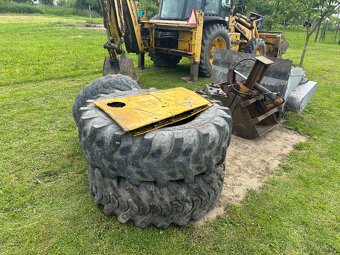 Predám traktorbager komatsu wb97R - 5