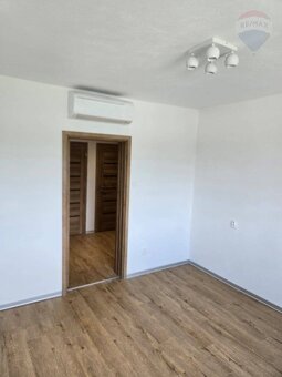 Výnimočný 4-izbový byt s 2 balkónmi, vlastným kúrením, klima - 5