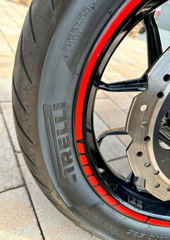 Aprilia SR GT 125 - 5
