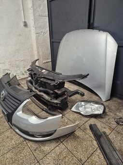 Predám náhradné diely na Volkswagen Passat b6 3c - 5