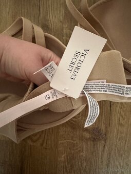 Nové podprsenky Victoria’s Secret veľkosť 36D - 5