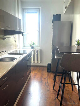 AFYREAL – na prenájom priestranný 1-izbový byt s balkónom a  - 5