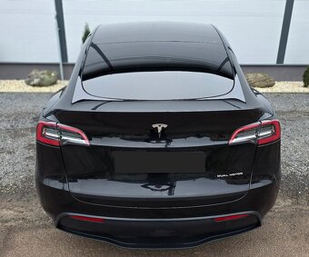 Tesla Model Y Dual Motor Long Range 42tkm rv2023 - 5