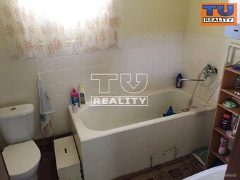 Dom vhodný na rekonštrukciu - 5