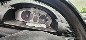Predám Ford Galaxy - 5