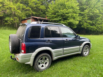 Suzuki Grand Vitara 4x4 - 5