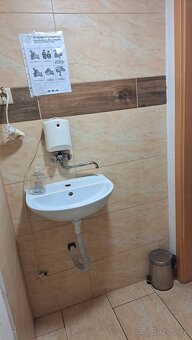 Predaj objektu v obci Kolárovice - 5