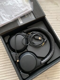 Sony WH-XB700 - 5