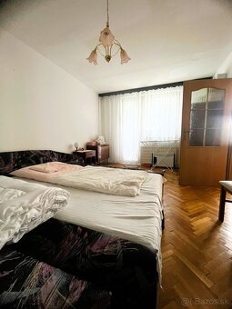 Slnečný, veľký 3 izbový byt s balkónom, Okružná ul., Levice - 5