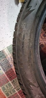 Predám Zimne pneu 225/45 R18 - 5